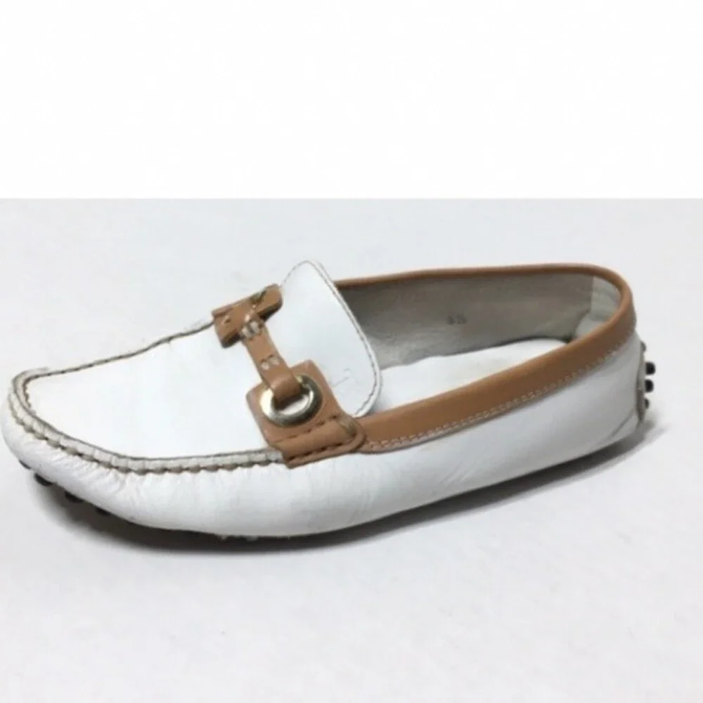 Tod’s White and Tan Leather Moccasins 4.5